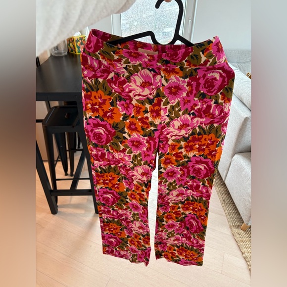 Floral Pink Sézane Pant- perfect for weddings - Picture 2 of 4